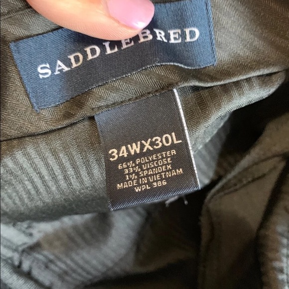 Men’s grey suit - Picture 3 of 3